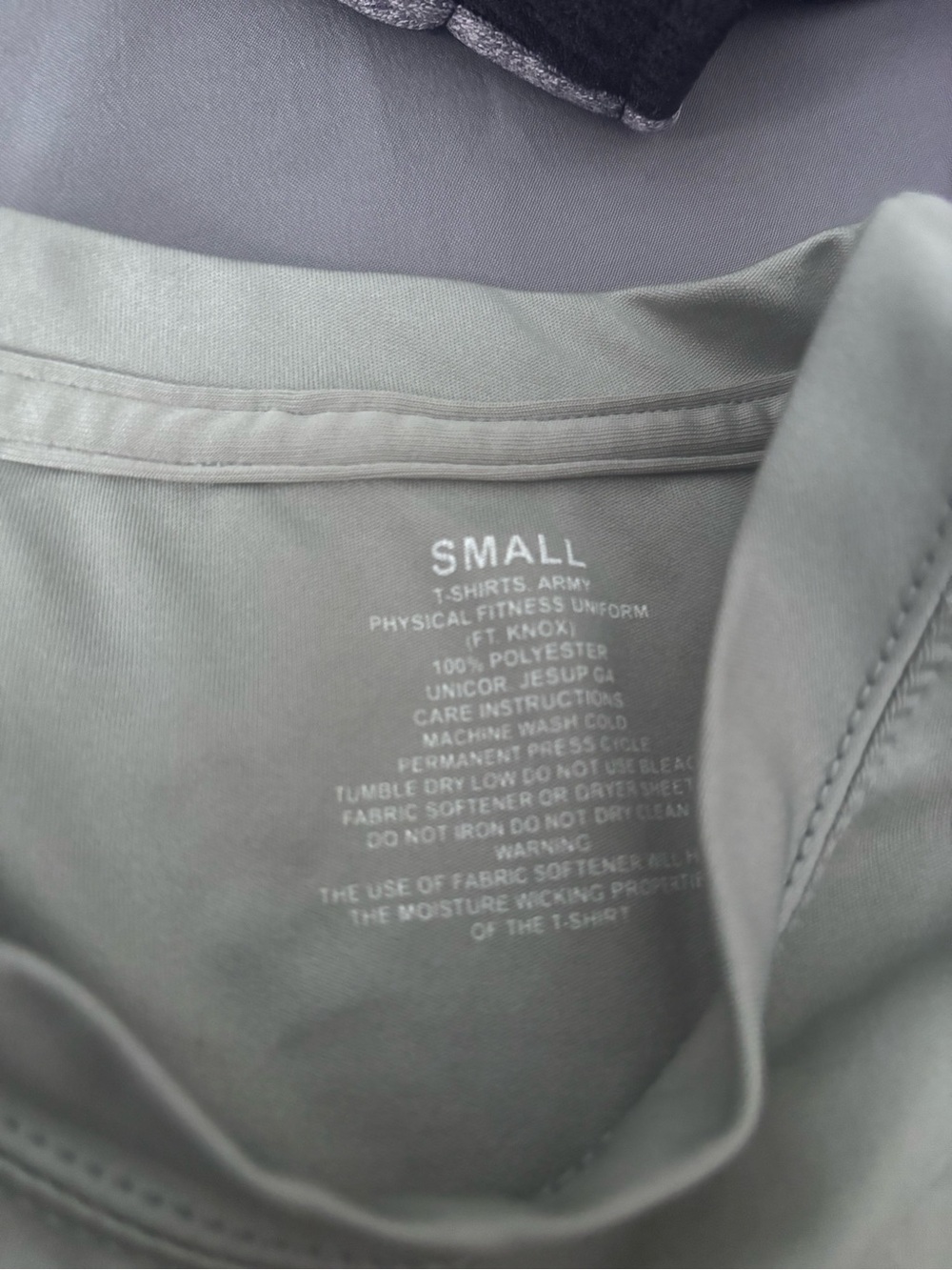 Men's Short-Sleeve Performance Shirt - Sage Green - Picture 2 of 4